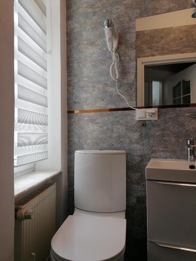 Hostel Tulip - Pokoj Jednoosobowy Nr 1 Ze Wspolna Lazienka I Kuchnia 什切青 外观 照片