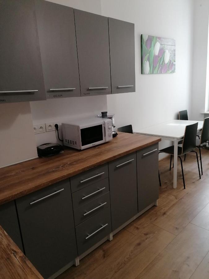 Hostel Tulip - Pokoj Jednoosobowy Nr 1 Ze Wspolna Lazienka I Kuchnia 什切青 外观 照片